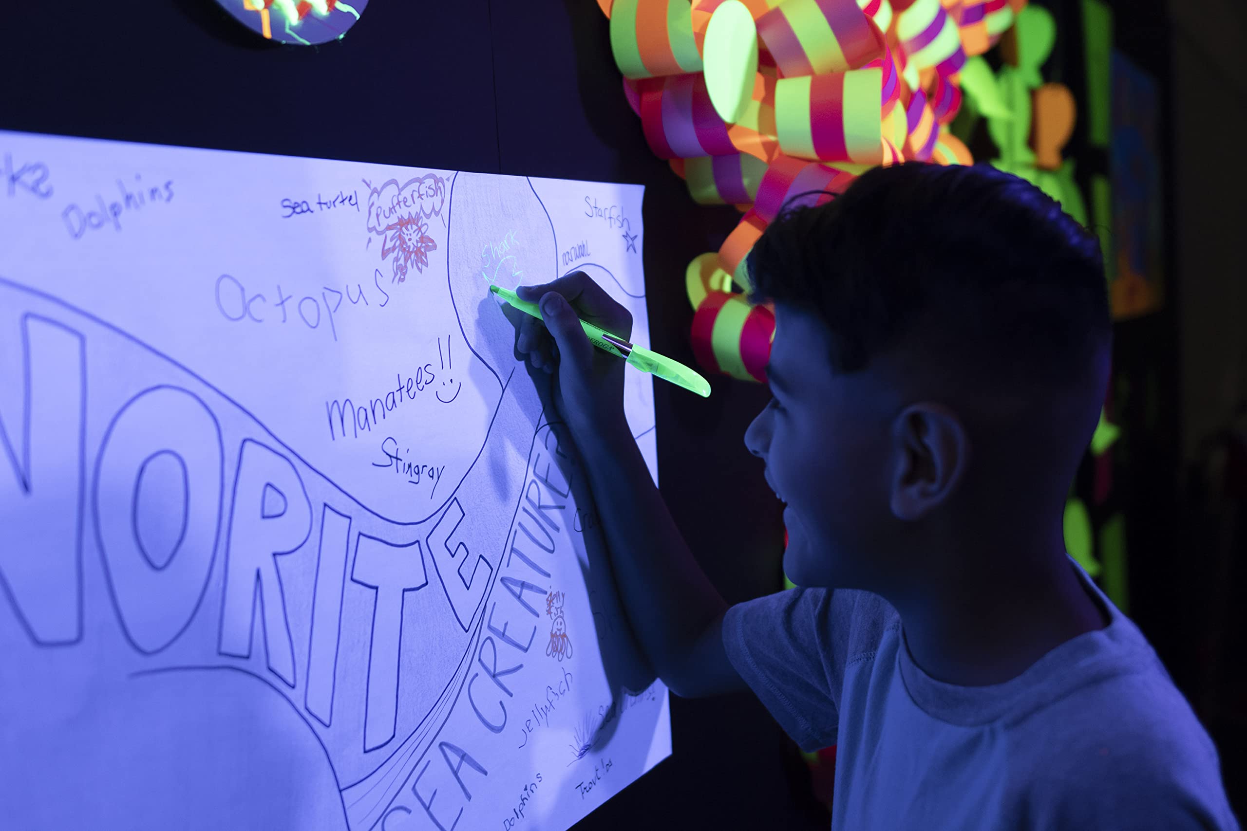 Prang (Formerly Art Street) Art & Easel Roll, White, 18" x 100', 1 Roll - Image 6